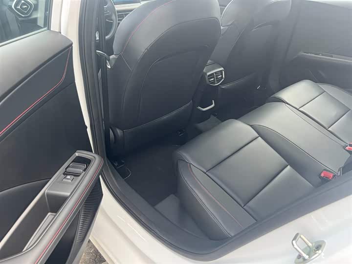 Фото 19 - MG Motor 5