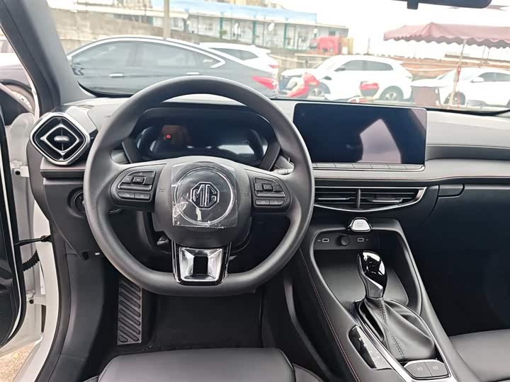 Фото 26 - MG Motor 5