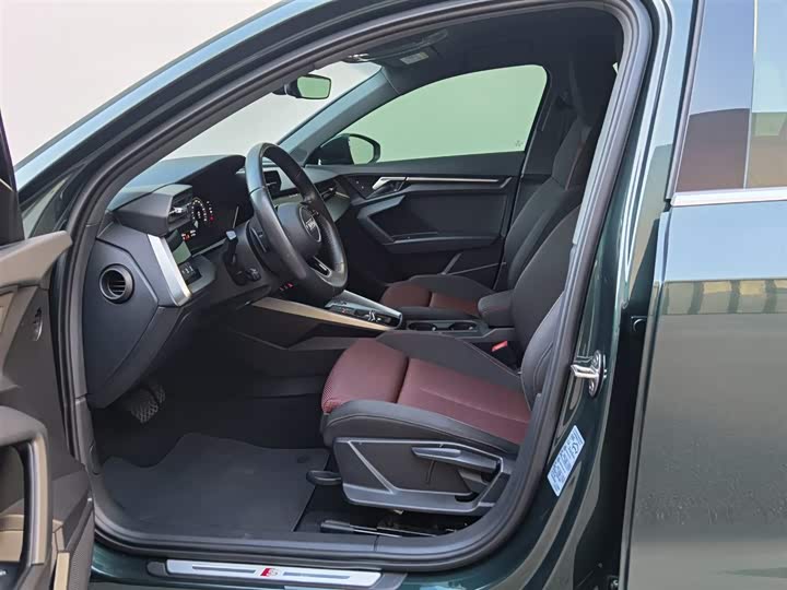 Фото 13 - Audi A3