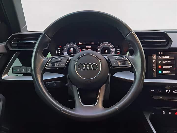 Фото 16 - Audi A3