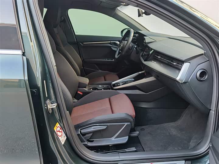 Фото 22 - Audi A3