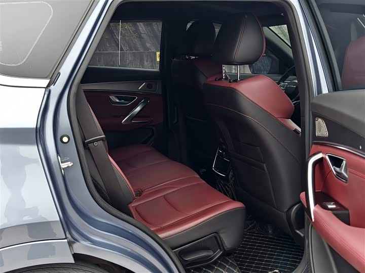 Фото 14 - Jetour X70