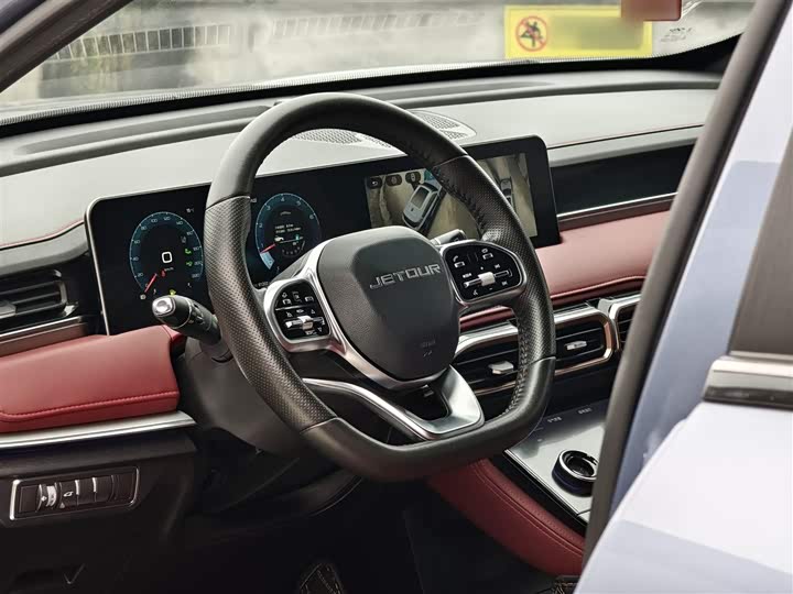 Фото 3 - Jetour X70