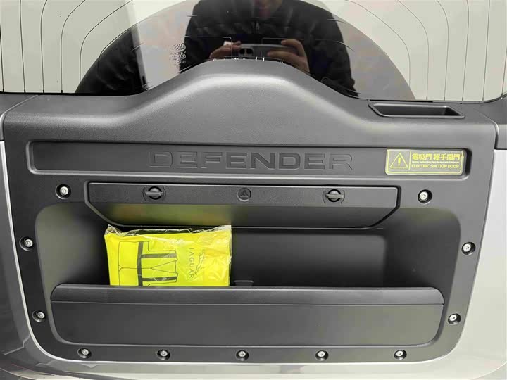 Фото 30 - Land Rover Defender