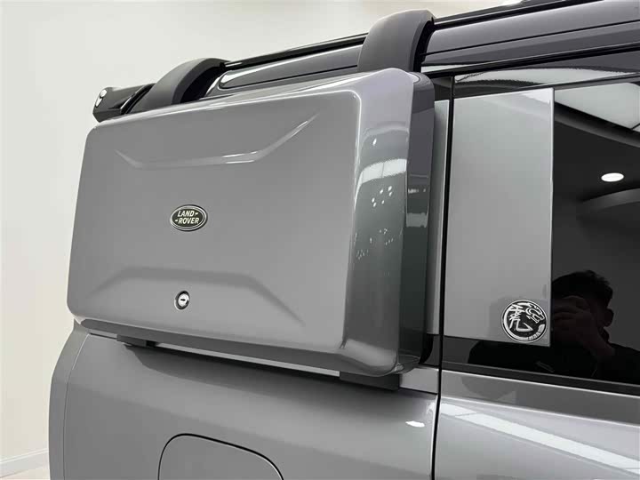 Фото 32 - Land Rover Defender