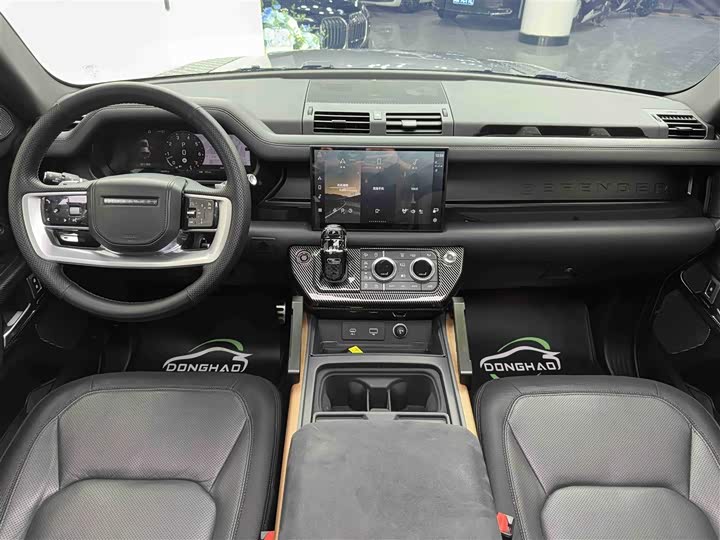 Фото 40 - Land Rover Defender