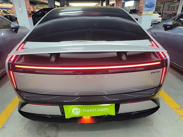 Фото 22 - XPeng P7