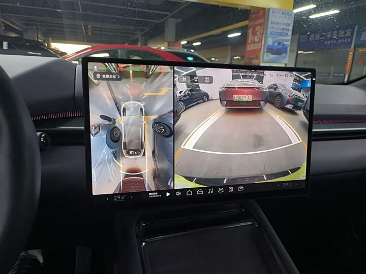 Фото 5 - XPeng P7