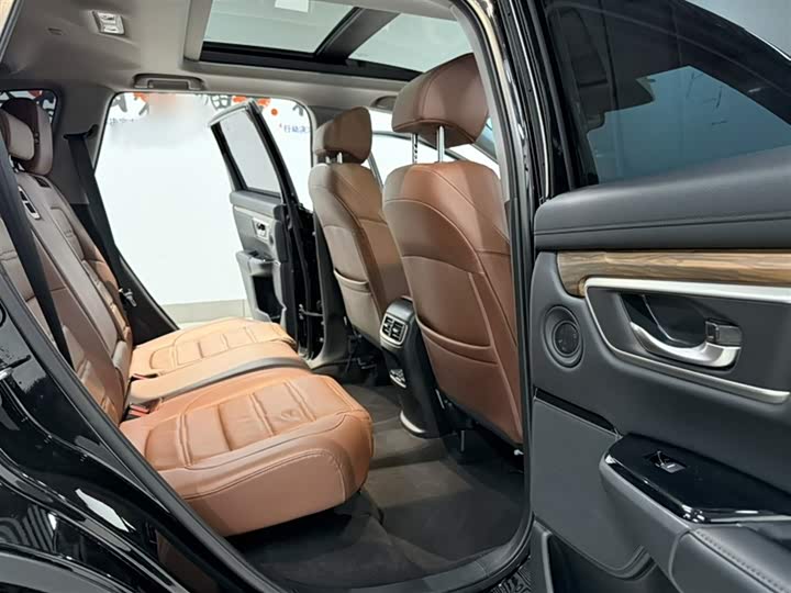 Фото 7 - Honda CR-V