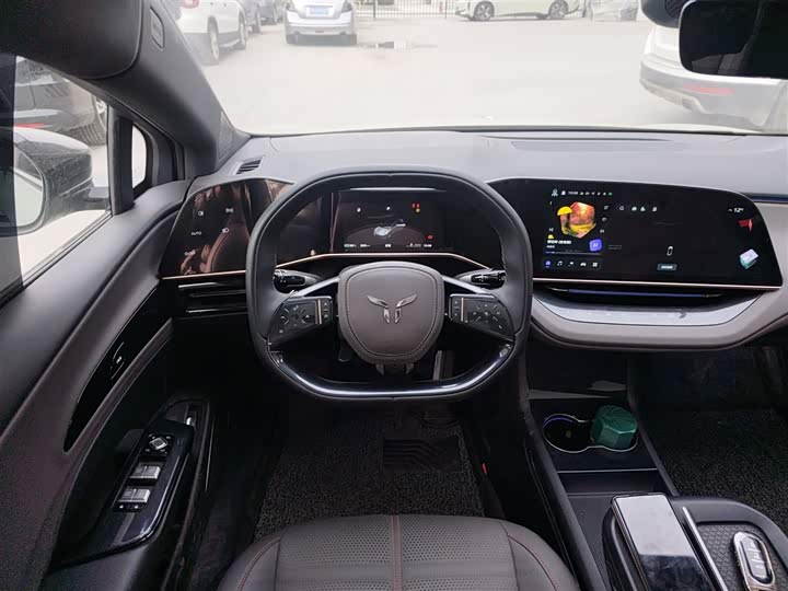 Фото 3 - Hongqi EH7