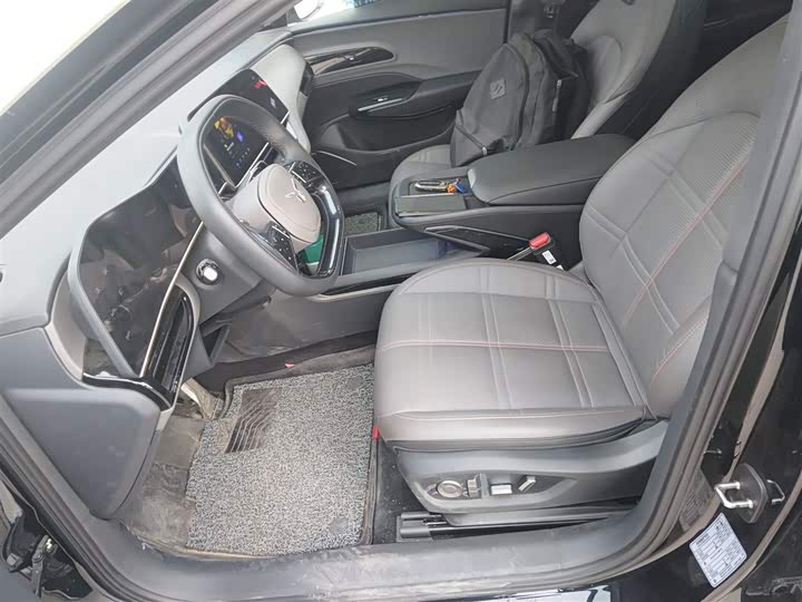 Фото 7 - Hongqi EH7