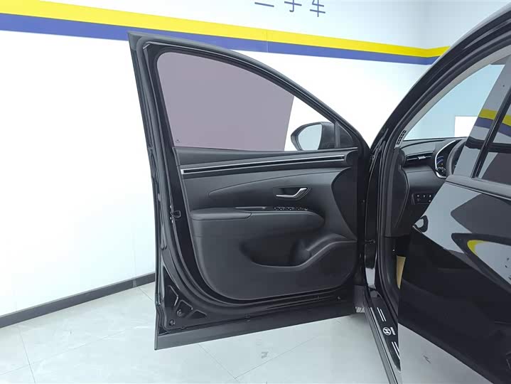 Фото 7 - Hyundai Tucson L