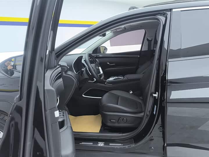 Фото 9 - Hyundai Tucson L