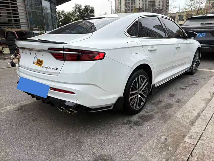 Фото 15 - Geely Preface