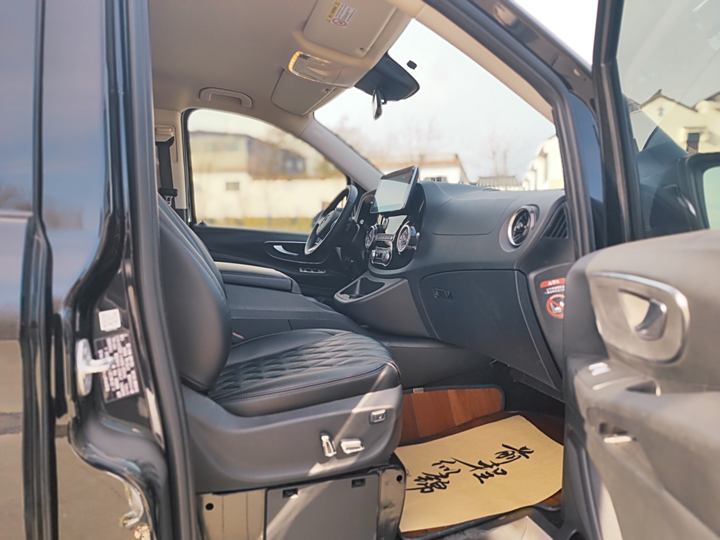 Фото 10 - Mercedes-Benz Vito