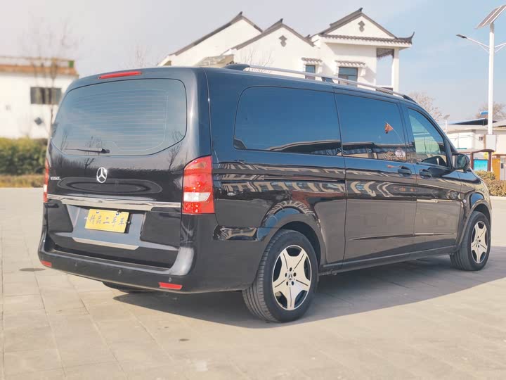 Фото 8 - Mercedes-Benz Vito