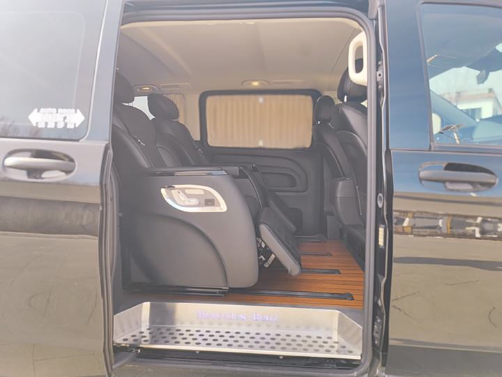 Фото 9 - Mercedes-Benz Vito