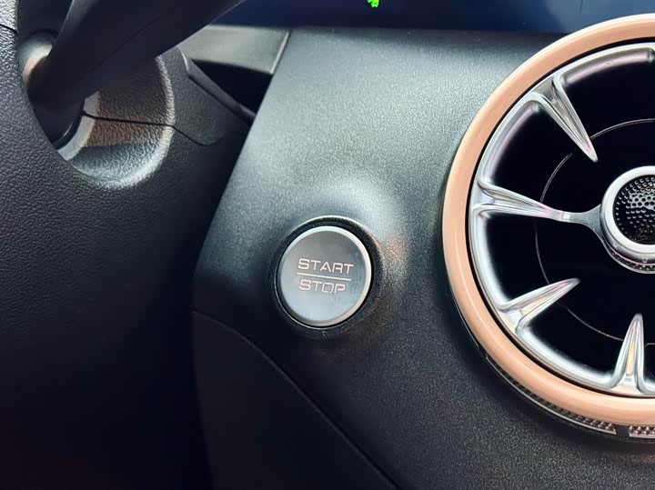 Фото 21 - Tank 300