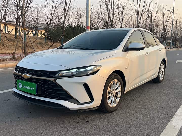 Фото 1 - Chevrolet Monza