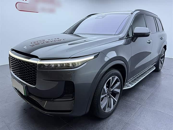 Фото 2 - LiXiang One