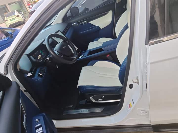 Фото 15 - XPeng G3