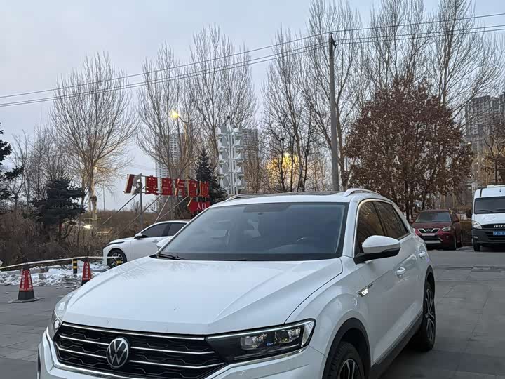 Фото 1 - Volkswagen T-Roc