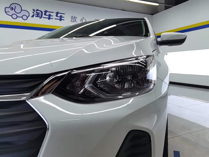 Фото 5 - Chevrolet Onix (Cavalier)