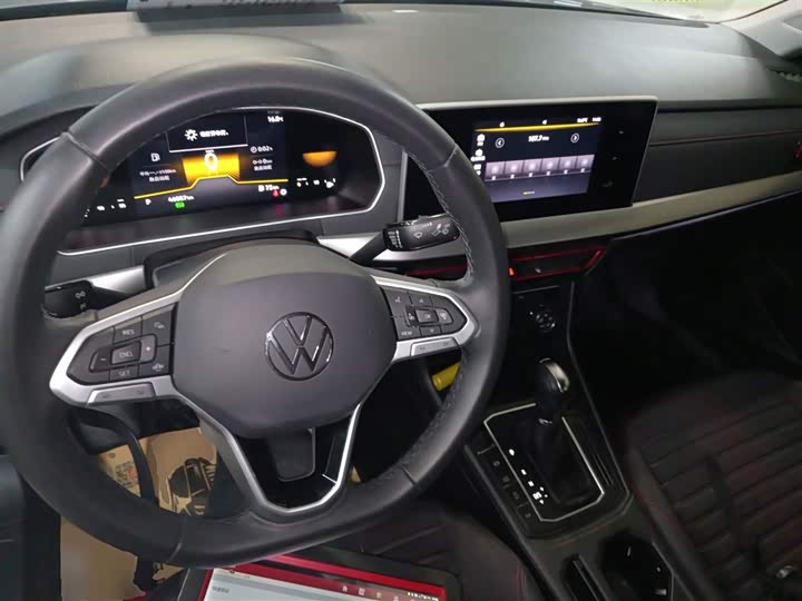 Фото 10 - Volkswagen Lavida