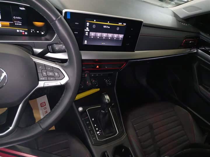 Фото 13 - Volkswagen Lavida