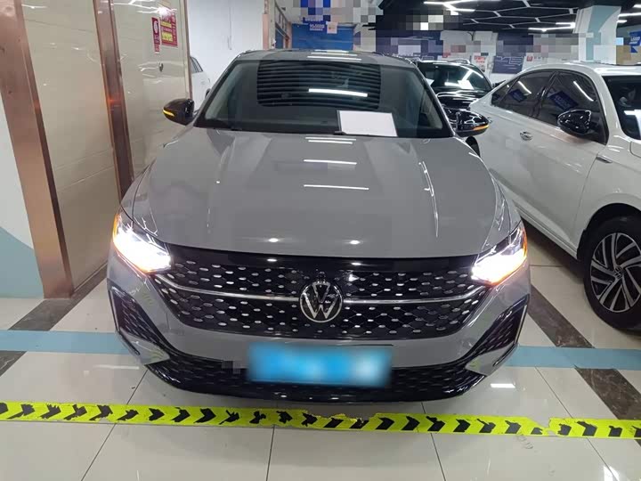 Фото 3 - Volkswagen Lavida