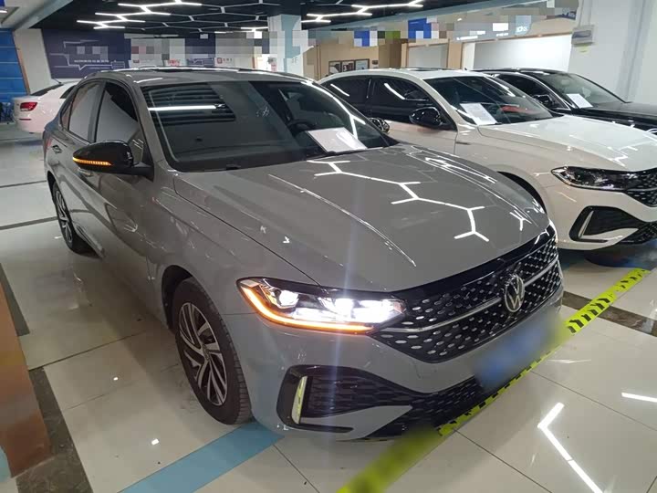 Фото 4 - Volkswagen Lavida