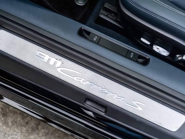 Фото 12 - Porsche 911