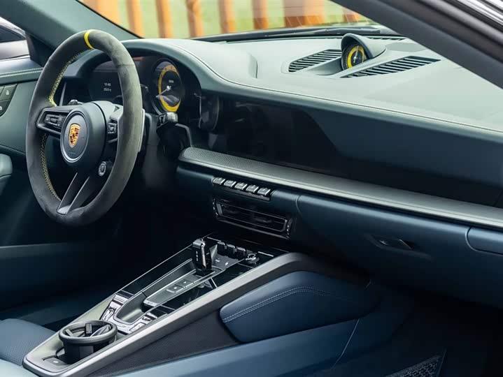 Фото 14 - Porsche 911