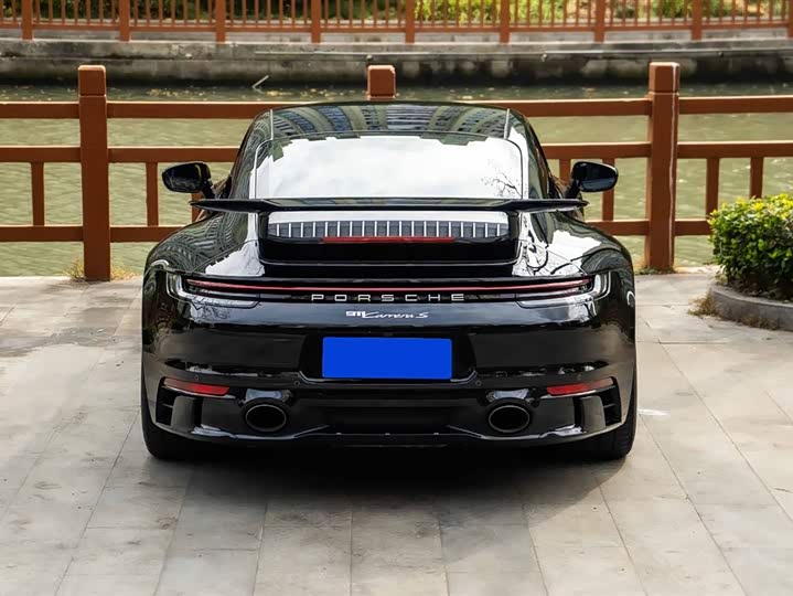 Фото 6 - Porsche 911