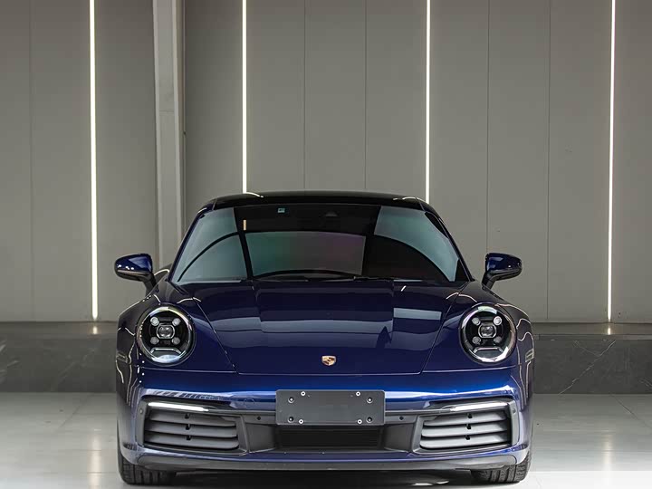 Фото 3 - Porsche 911