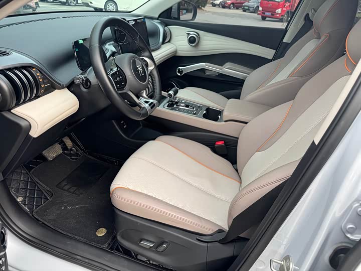 Фото 7 - BYD Yuan Plus