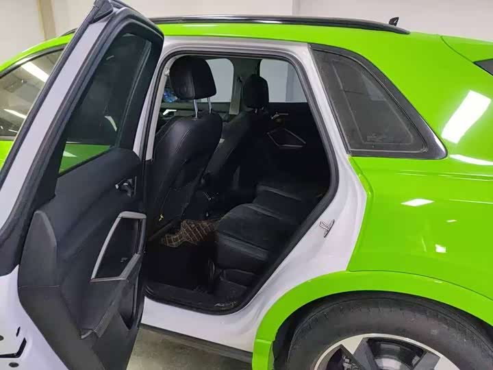 Фото 7 - Audi Q3