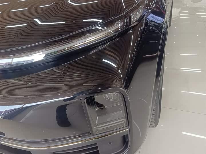 Фото 15 - LiXiang L8