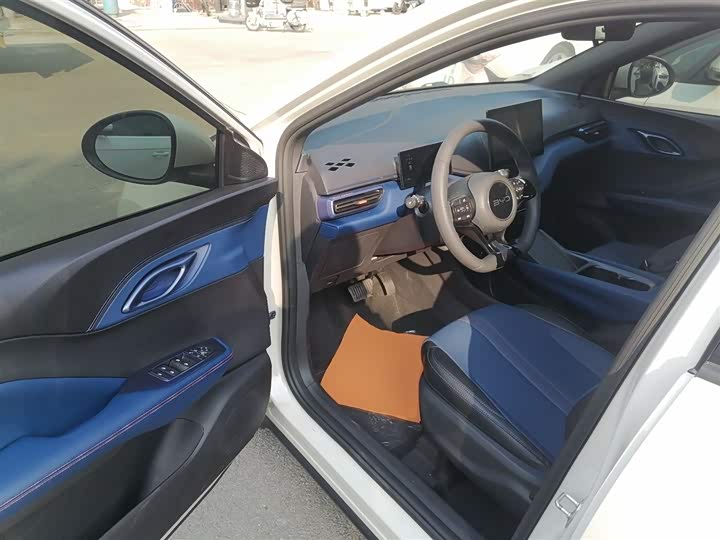 Фото 16 - BYD Seagull