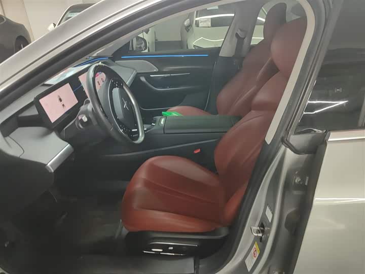 Фото 7 - XPeng P7