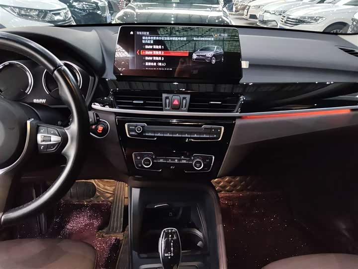 Фото 13 - BMW X1