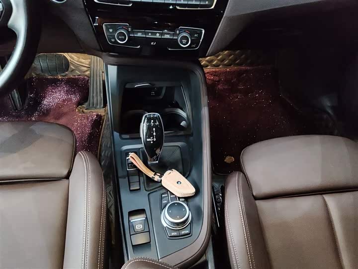 Фото 14 - BMW X1