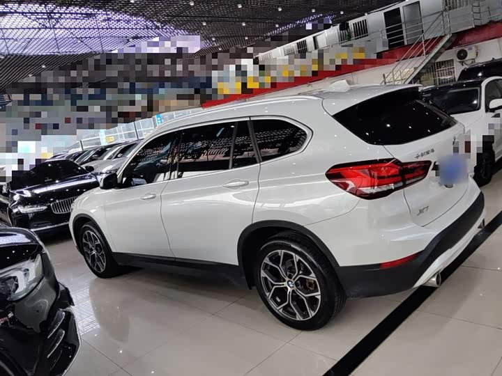 Фото 5 - BMW X1
