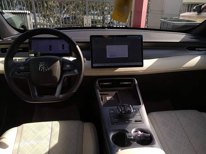 Фото 12 - BYD Qin Plus