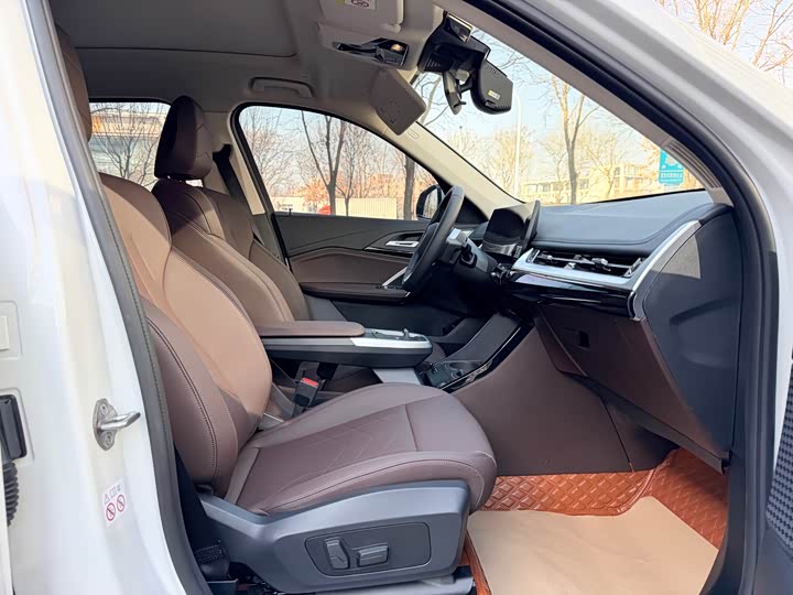 Фото 22 - BMW X1