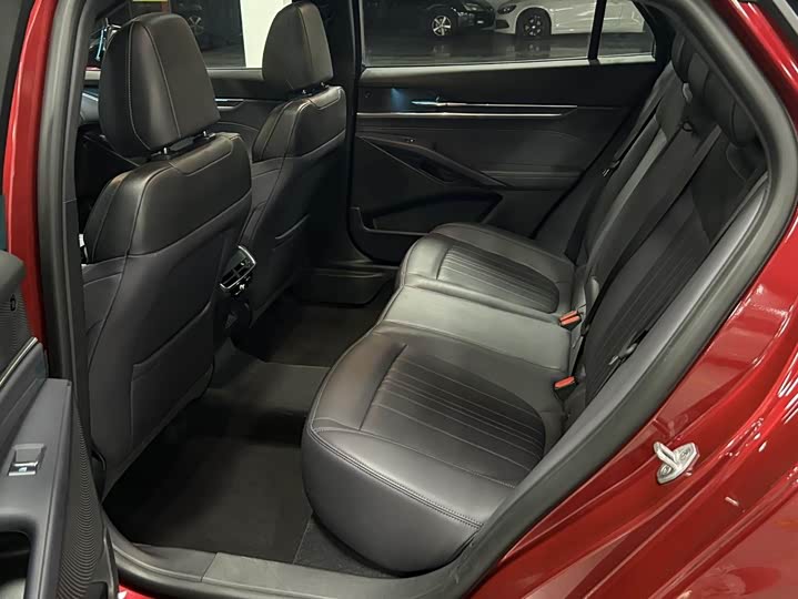 Фото 11 - Ford Mondeo