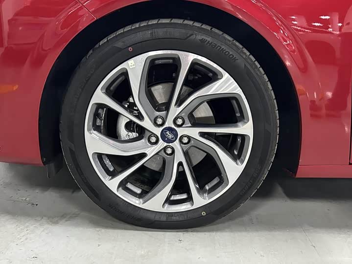 Фото 15 - Ford Mondeo