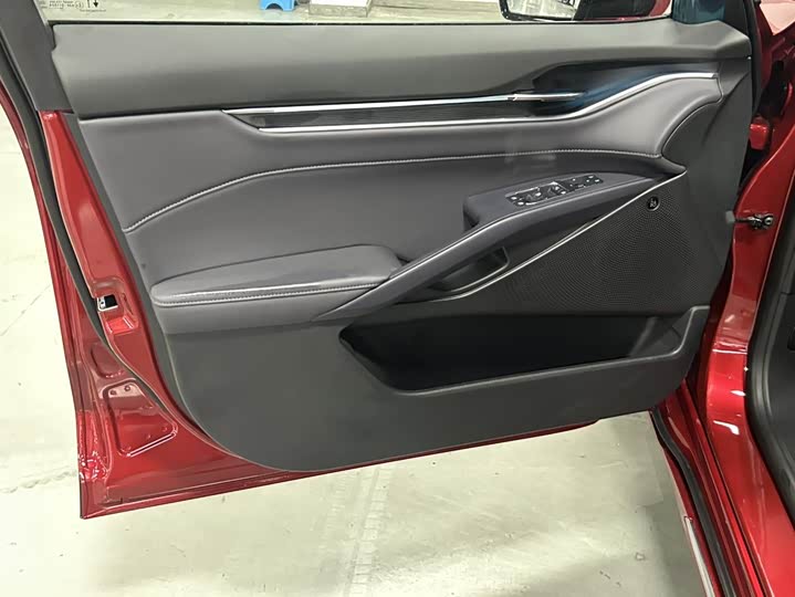 Фото 19 - Ford Mondeo