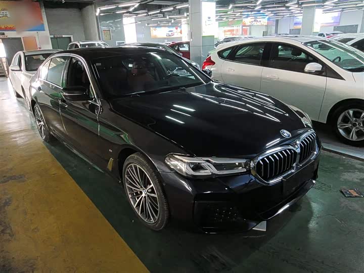 Фото 4 - BMW 5 Series