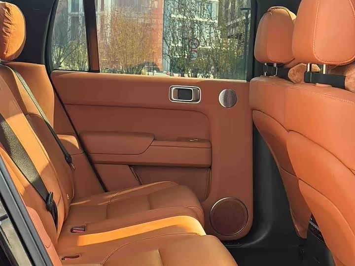 Фото 13 - LiXiang L7